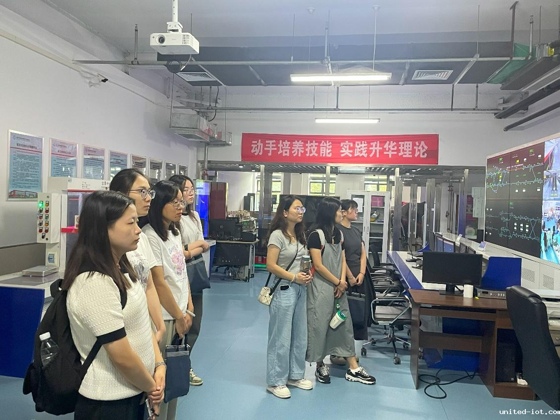 1727144942639049617.png 1.png